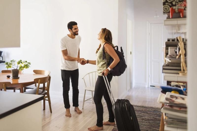 Holiday rental guest greeting