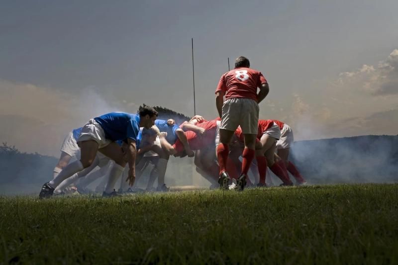 Rugby players in a scrum