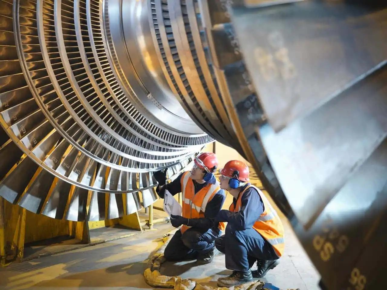 Essential insurance covers for the manufacturing industry